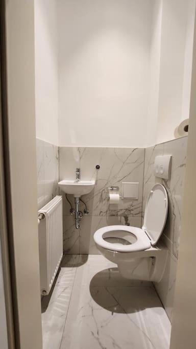 City Apartment เวียนนา ภายนอก รูปภาพ